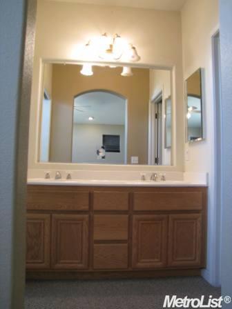 2013 Landing Ct, Modesto, CA 95357 photo 23