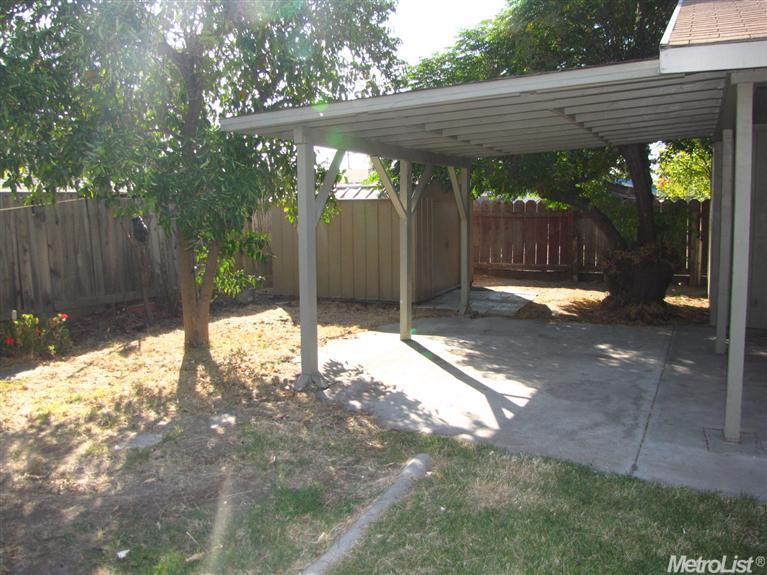 138 W Wetmore St, Manteca, CA 95337 photo 7