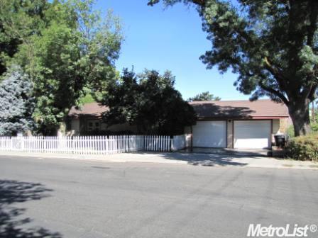 1525 Heather Ave, Modesto, CA 95350 photo 2