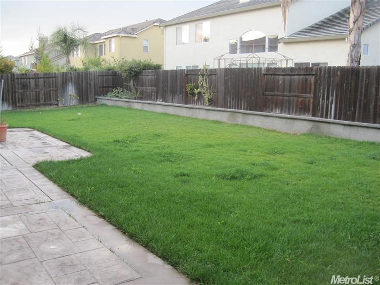 271 E Wind Dr, Ripon, CA 95366 photo 4