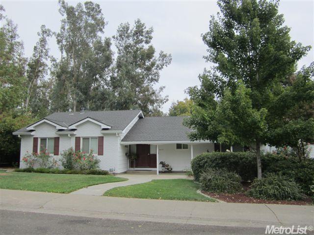 4408 Woodview St, Carmichael, CA 95608 photo 1