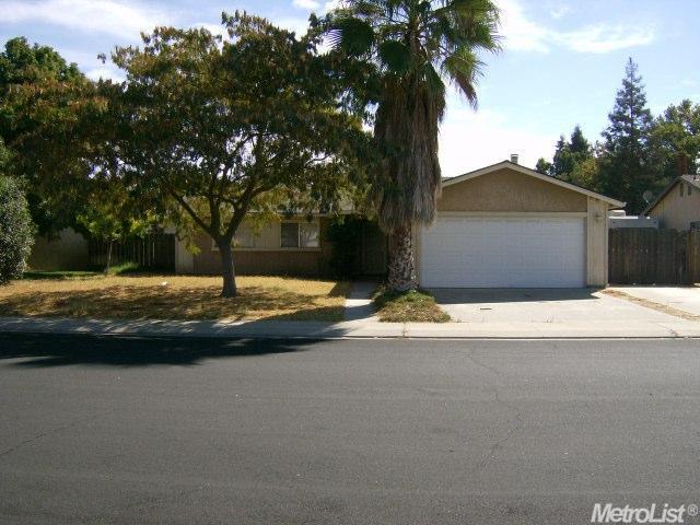 1450 Windgate Dr, Manteca, CA 95336 photo 1