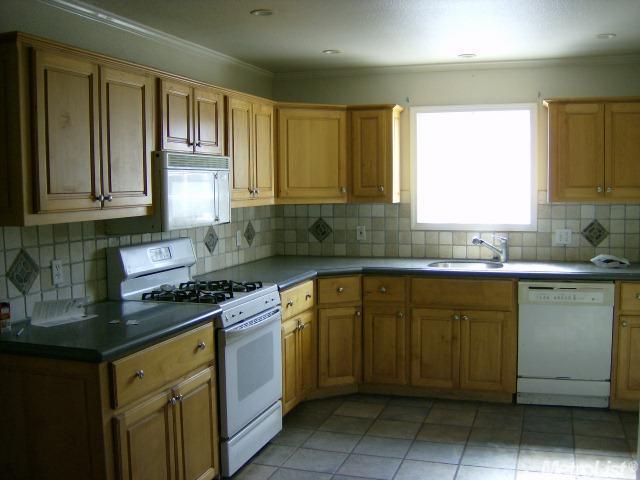 1450 Windgate Dr, Manteca, CA 95336 photo 2