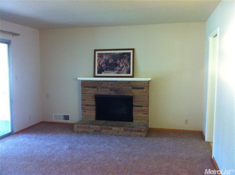 1905 Codding Dr, Modesto, CA 95350 photo 3
