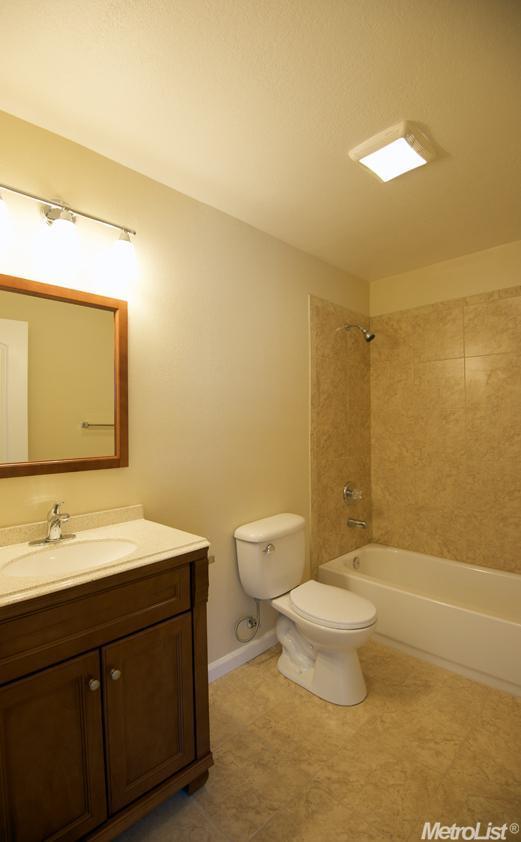 6611 Lincoln Ave, Carmichael, CA 95608 photo 6