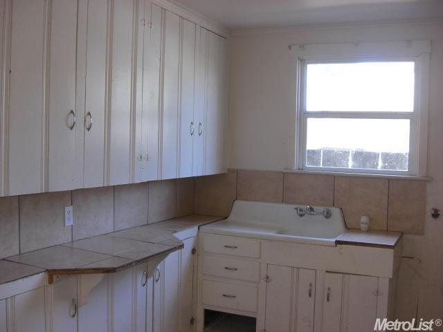 360 School Ave, Oakdale, CA 95361 photo 9