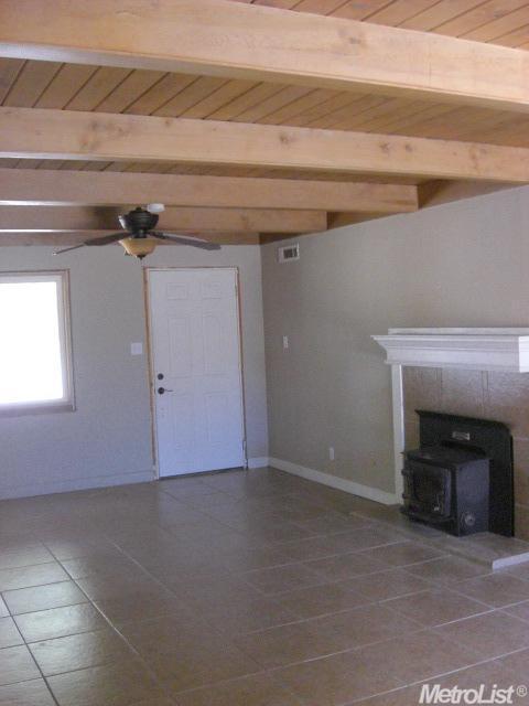 360 School Ave, Oakdale, CA 95361 photo 2