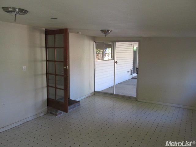 2006 Codding Dr, Modesto, CA 95350 photo 9
