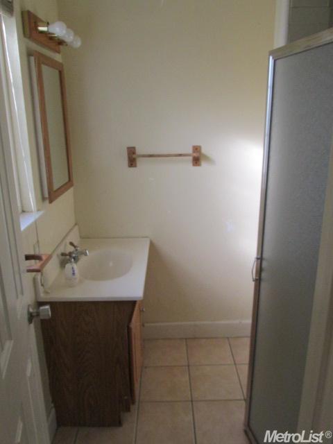 2006 Codding Dr, Modesto, CA 95350 photo 6