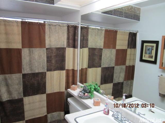 1404 Elm Ave, Modesto, CA 95351 photo 8