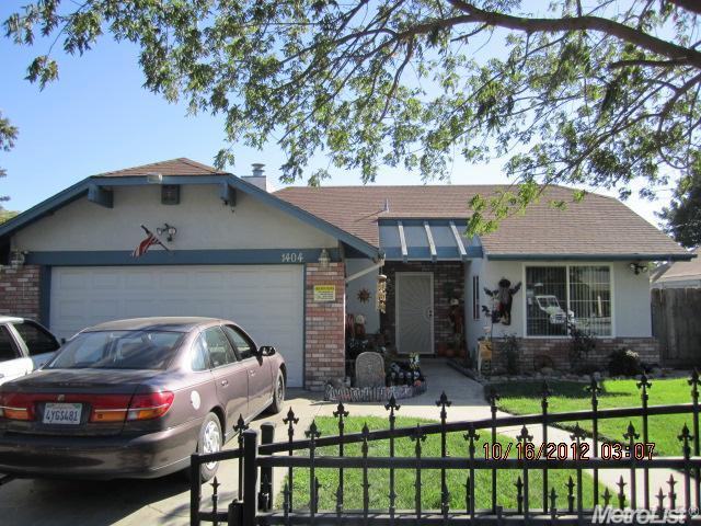 1404 Elm Ave, Modesto, CA 95351 photo 1