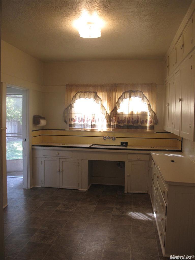 309 Locust St, Modesto, CA 95351 photo 6