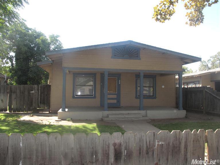 309 Locust St, Modesto, CA 95351 photo 1