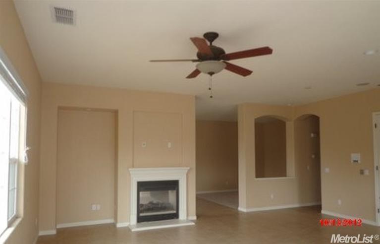 2153 Capistrano St, Manteca, CA 95337 photo 7
