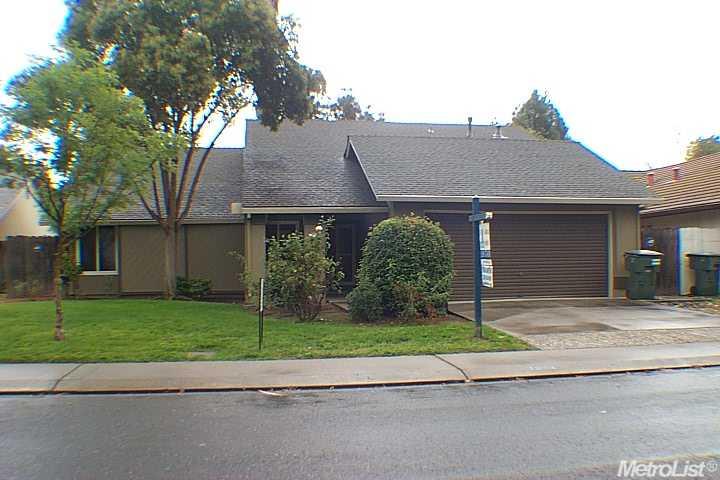 1904 Dorset Ln, Modesto, CA 95355 photo 1
