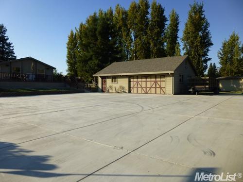 2730 Michigan Ave, Modesto, CA 95358 photo 3