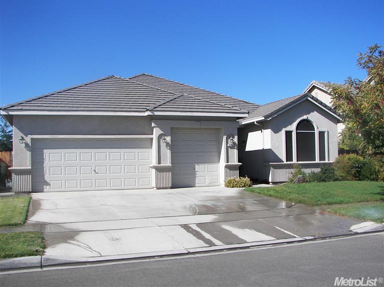 3783 Jefferson St, Turlock, CA 95382 photo 2