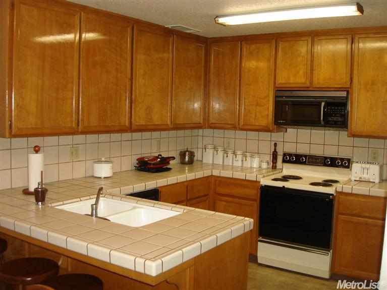 1102 Cedar Creek Dr #3, Modesto, CA 95355 photo 4