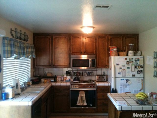 1220 W Union Ave, Modesto, CA 95356 photo 2