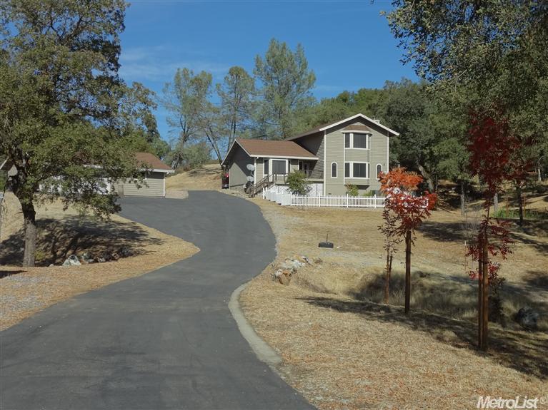 4461 Rossler Rd, Placerville, CA 95667 photo 1