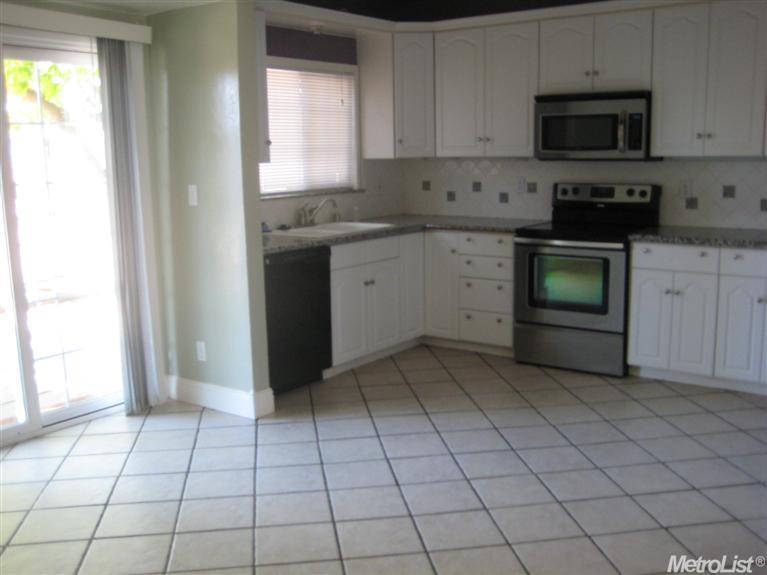 8691 El Modena Ave, Elverta, CA 95626 photo 4