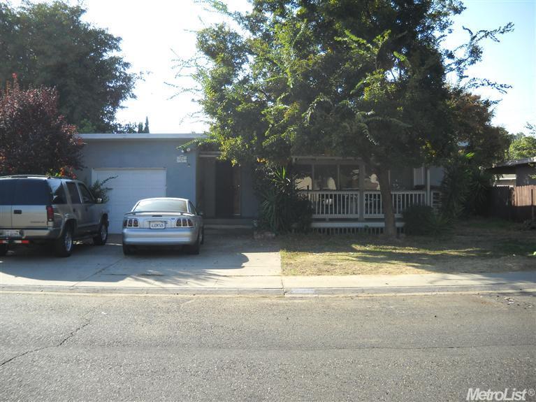 229 Cloverdale Ave, Modesto, CA 95354 photo 1