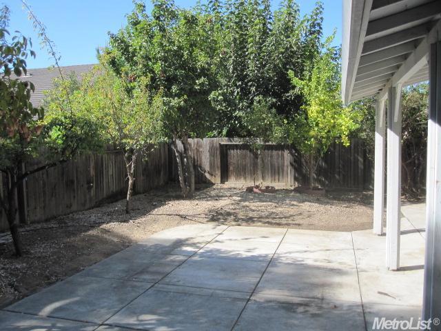 82 Edward Ct, Tracy, CA 95376 photo 6