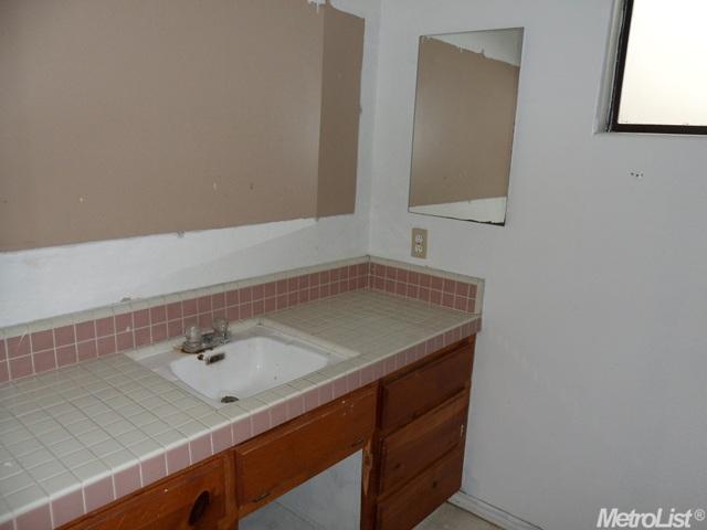 2128 6th St, Ceres, CA 95307 photo 13