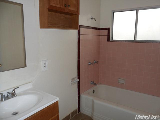 2128 6th St, Ceres, CA 95307 photo 8