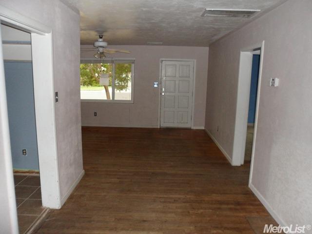 2128 6th St, Ceres, CA 95307 photo 4