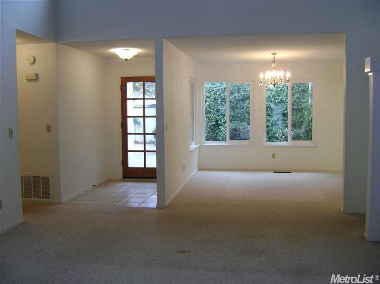 810 Murphy Dr, Turlock, CA 95380 photo 8
