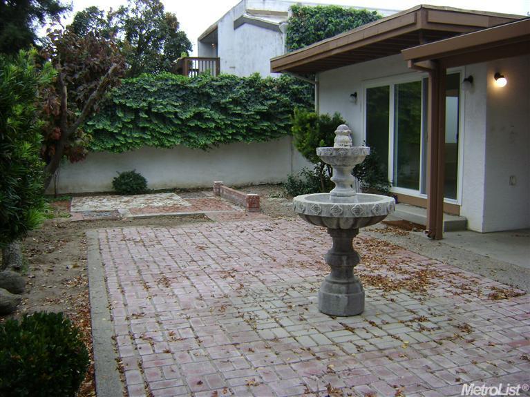 810 Murphy Dr, Turlock, CA 95380 photo 6