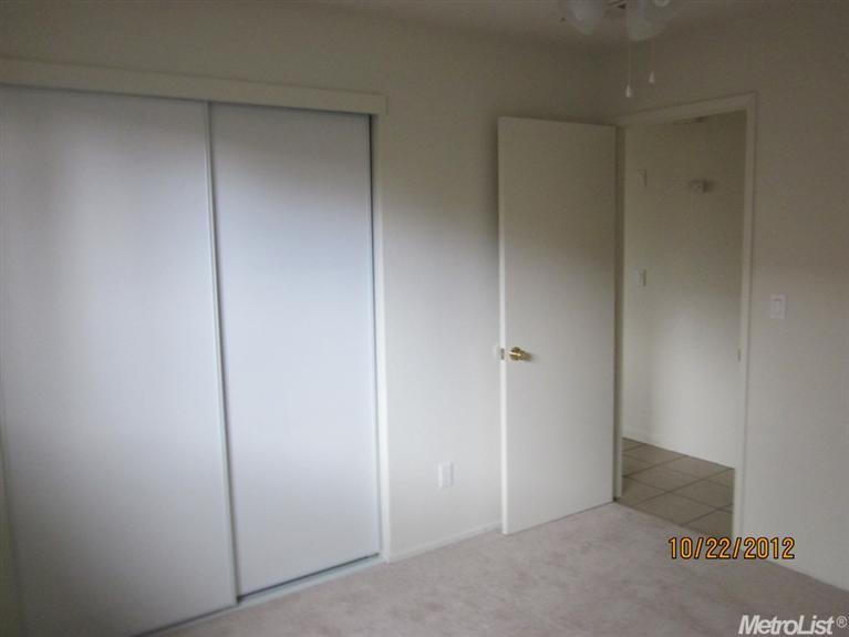 8809 Laird St, Patterson, CA 95363 photo 6