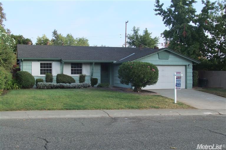 6637 Templeton Dr, Carmichael, CA 95608 photo 1
