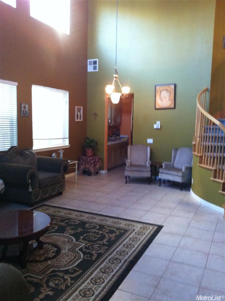 1444 Mesa Creek Dr, Patterson, CA 95363 photo 3