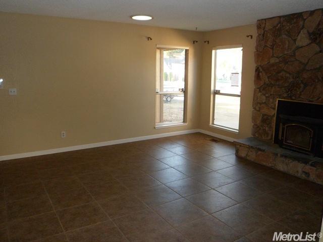 540 Fullerton Dr, Turlock, CA 95382 photo 6