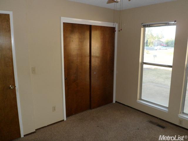 540 Fullerton Dr, Turlock, CA 95382 photo 15