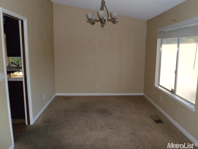 540 Fullerton Dr, Turlock, CA 95382 photo 4