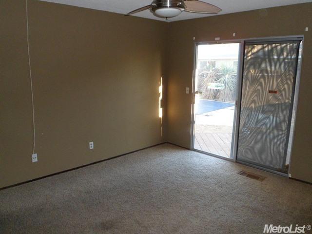 540 Fullerton Dr, Turlock, CA 95382 photo 16