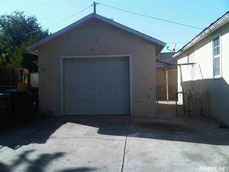 401 S Washington St, Lodi, CA 95240 photo 4