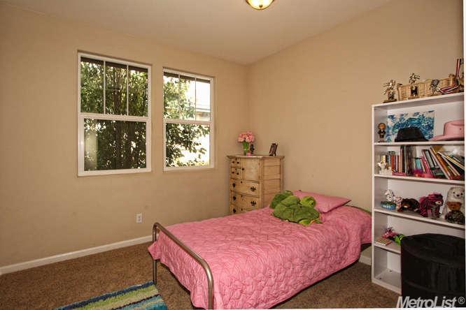 1332 Bugby Ln, Folsom, CA 95630 photo 10