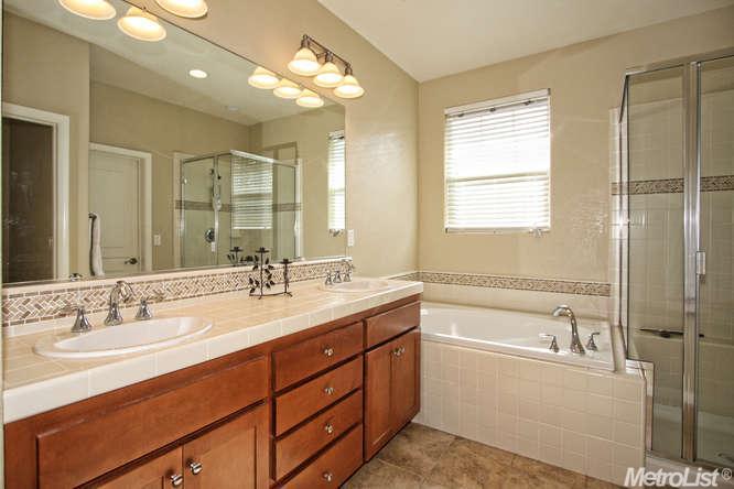 1332 Bugby Ln, Folsom, CA 95630 photo 7