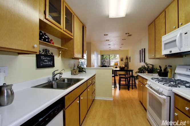 2709 Javier Pl, Davis, CA 95618 photo 12