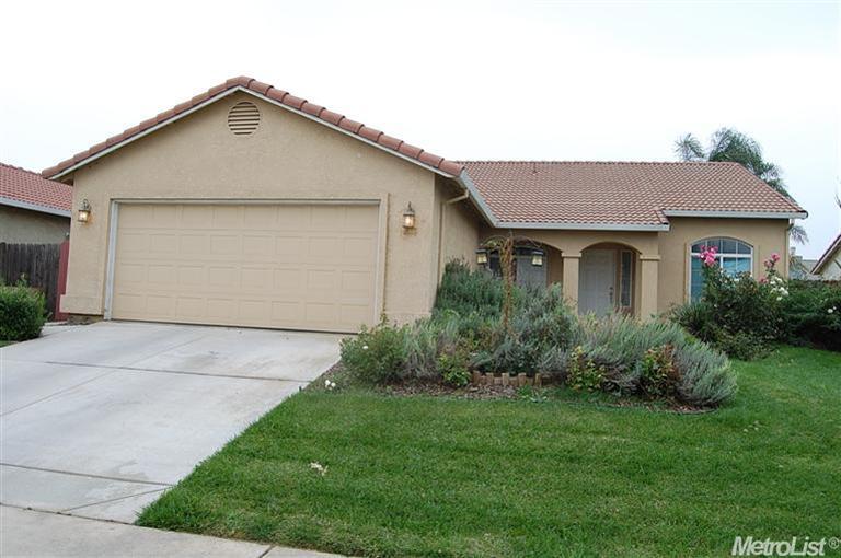 1930 Harnisch Dr, Merced, CA 95341 photo 1