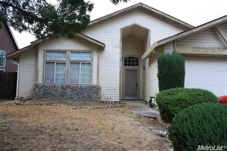 543 Messer Pl, Patterson, CA 95363 photo 1