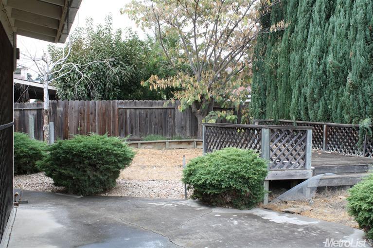 543 Messer Pl, Patterson, CA 95363 photo 10
