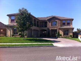 981 N Canyon Dr, Modesto, CA 95351 photo 1