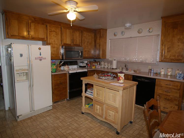 2443 W Rumble Rd, Modesto, CA 95350 photo 8