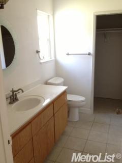 1204 Mcguire Dr, Modesto, CA 95355 photo 4