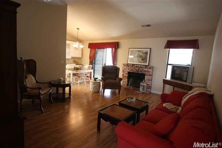 3609 Blackstone Way, Modesto, CA 95356 photo 4